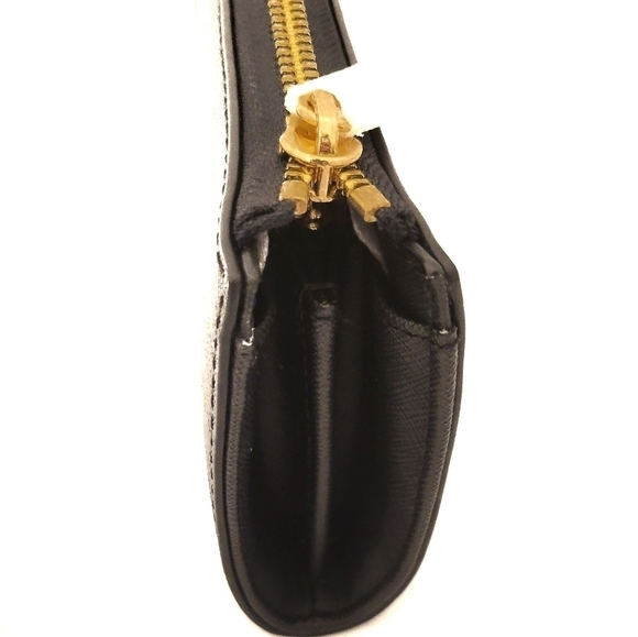 Flash Sale! Michael Kors Saffiano Leather Wallet - Picture 4 of 4